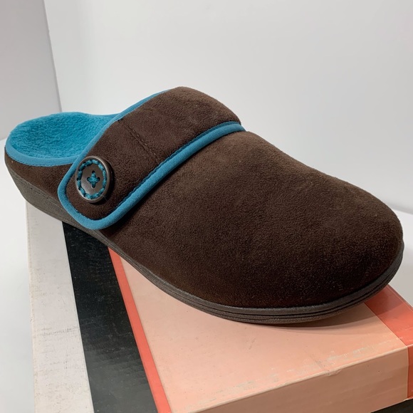 Vionic Shoes - NIB Vionic Orthotic Adjustable Strap Slippers